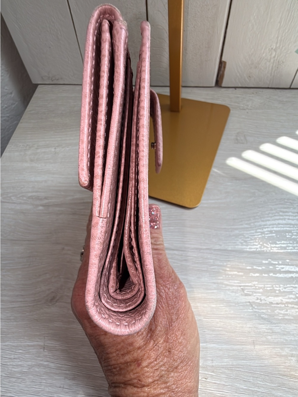 Authentic GUCCI calf skin pink bifold wallet - Picture 13 of 15